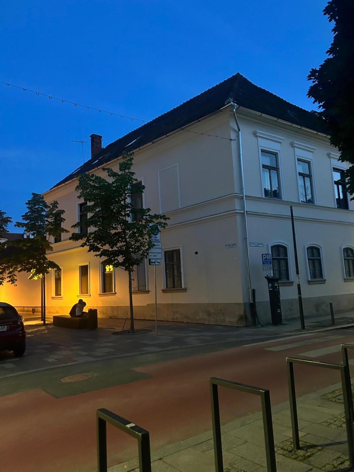 Strada Ion I. C. Bratianu Nr.24 Apartment Cluj-Napoca